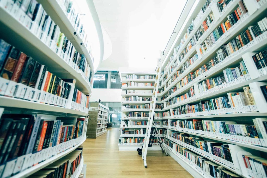 book-aisle-with-ladder