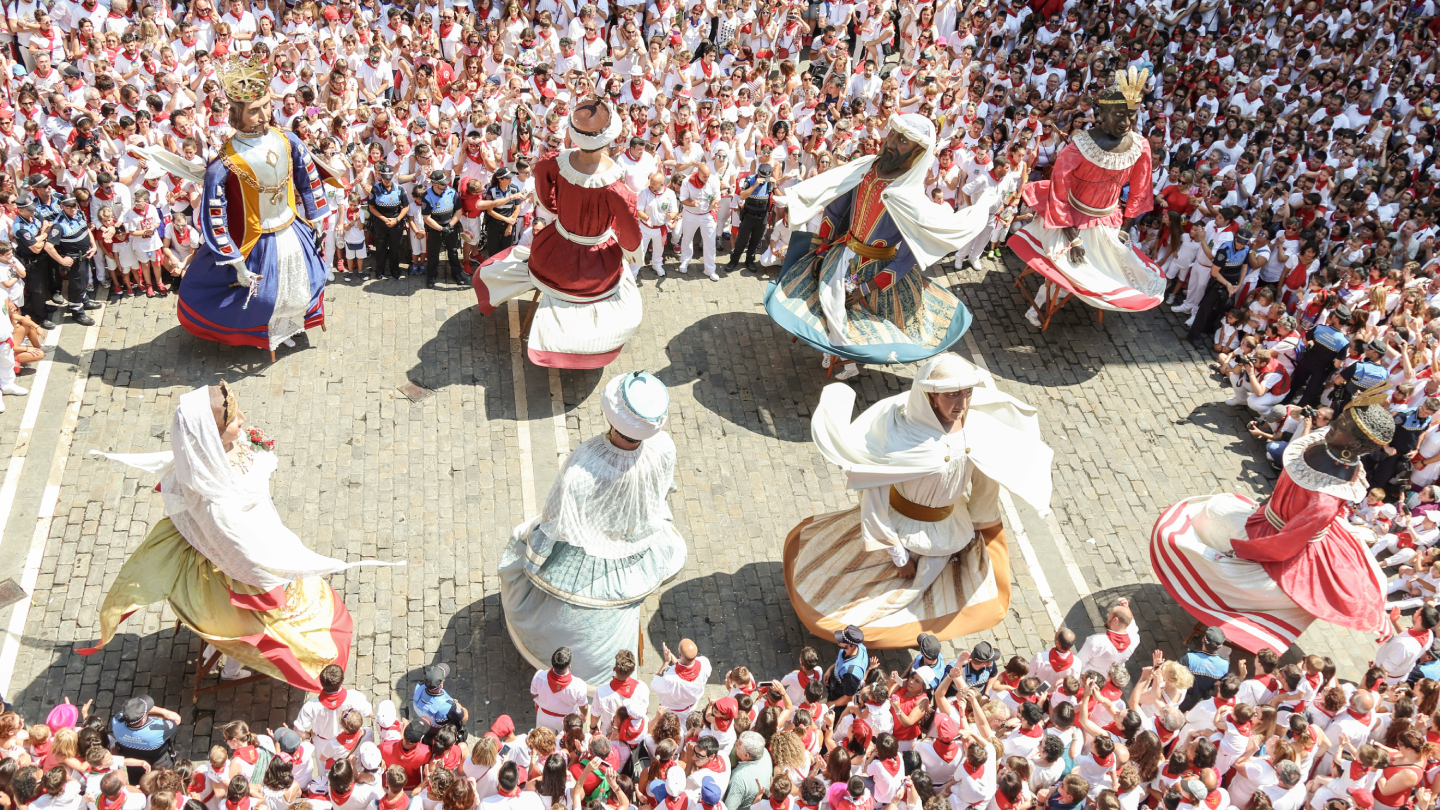 high-angle-photography-of-group-of-people