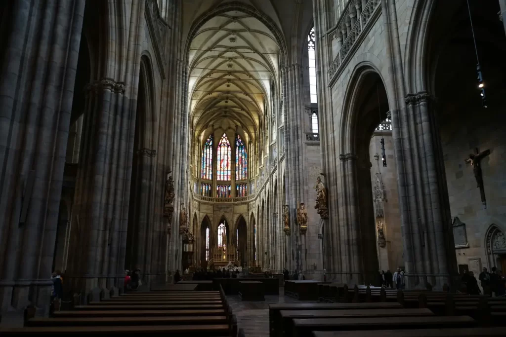 photo-of-gray-concrete-cathedral